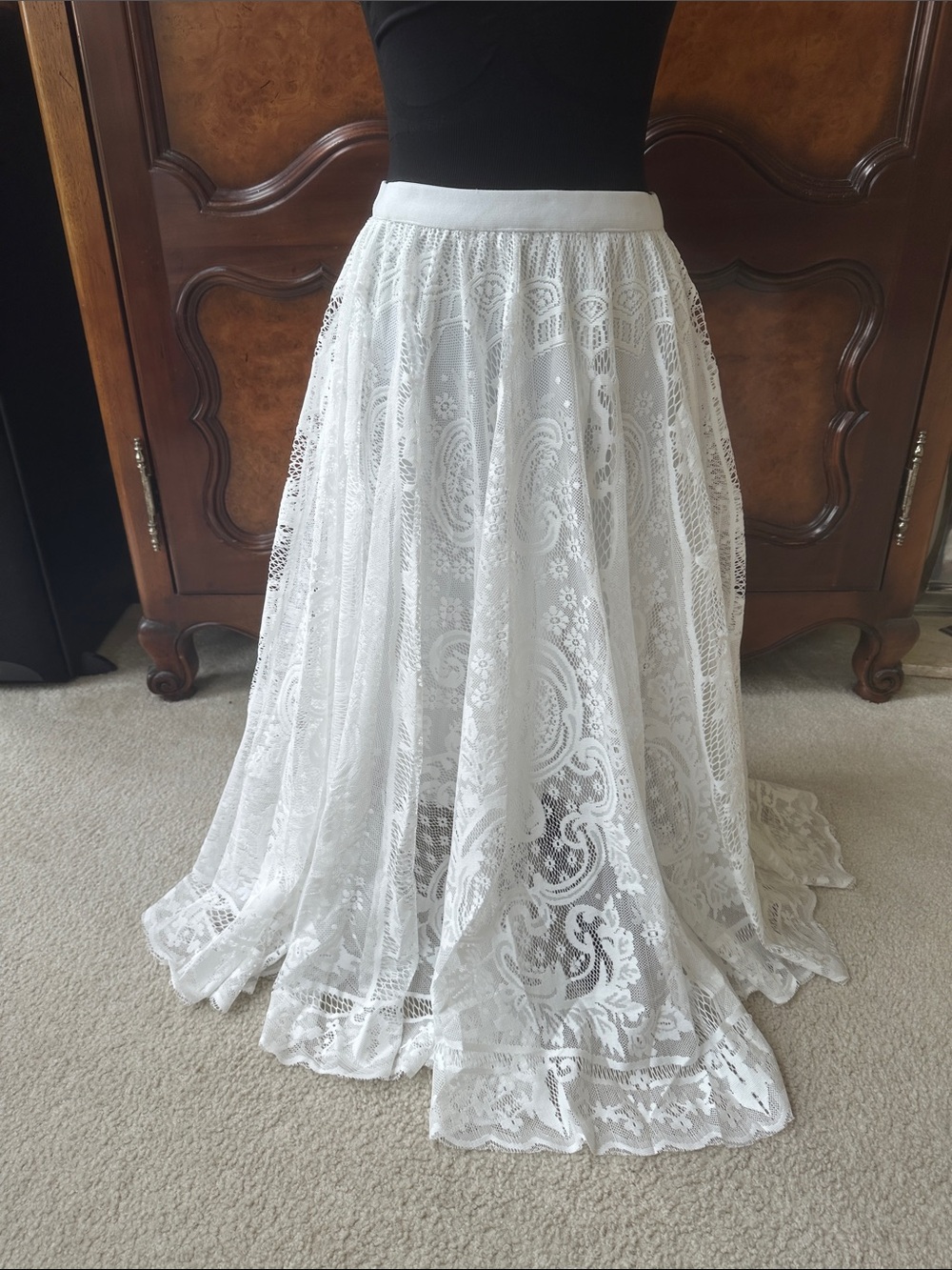 Miss Sparkling White Lace Maxi Skirt - Picture 3 of 13